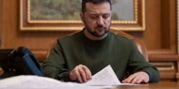 Зеленський призначив нових командувачів Сухопутних військ, Об’єднаних сил, ДШВ і Тероборони