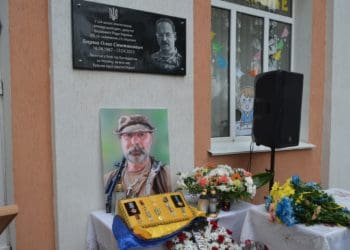 «Де б не вирішувалася доля України, він завжди був там» – пам’яті Олега Барни