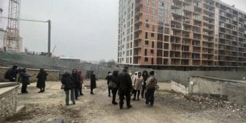 Гроші вклали, а житла нема: інвестори житлового комплексу у Тернополі вкотре вимагають відповідей