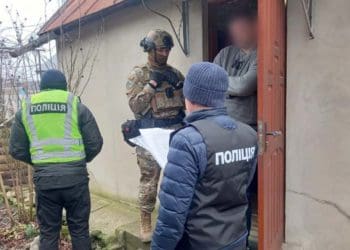 У Тернополі пограбували чоловіків, які хотіли виїхати за кордон