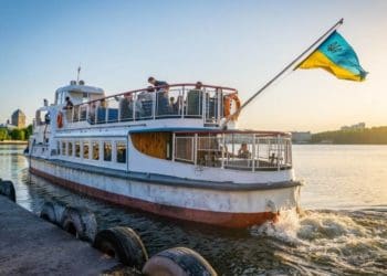У скільки обійдеться подорож Тернопільським ставом на теплоходах у 2024 році