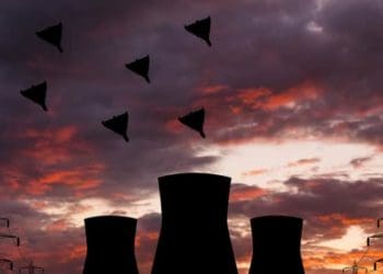 Поранений енергетик: ворог обстріляв об’єкти енергетики в центрі та на заході країни