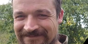 Почаївська громада попрощалась із захисником Володимиром Семащуком