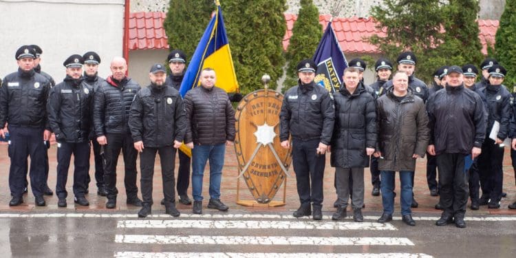 Очільник Тернопільщини Володимир Важинський привітав патрульних з 8-річницею від дня створення