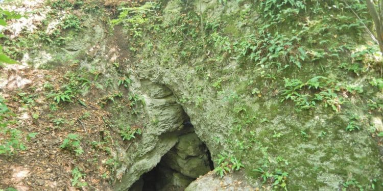 Одаїв на Тернопільщині – село відоме завдяки унікальному карстовому печерному комплексу