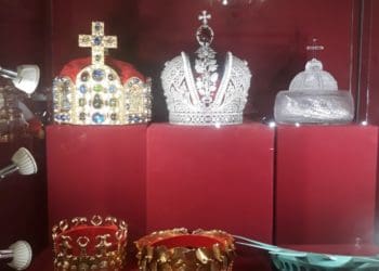 До Збаража привезли корони Данила Галицького та Роксолани