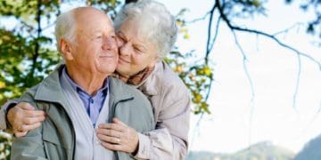 Кохає серце, а не очі: як сільська дівчина завоювала серце красеня з міста