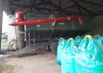 Впав на роботі з драбини і потрапив до реанімації житель Чортківського району