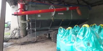 Впав на роботі з драбини і потрапив до реанімації житель Чортківського району