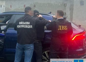 За допомогу в отриманні “непридатності” за 12 тисяч доларів затримали тернополянина