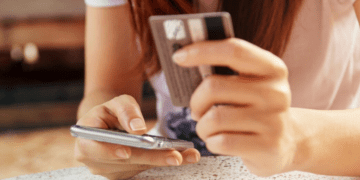 “Багатоцільова грошова допомога для населення”: через шахраїв чималі кошти втратили жительки Чортківщини