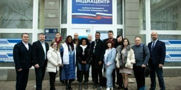 Із фестивалю у Сочі на псевдовибори у Луганськ: пропагандистські контрасти для іноземної молоді