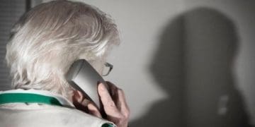 “Ваш родич скоїв ДТП”: шахрай, який дурив пенсіонерів на Тернопільщині, має сплати їм майже мільйон