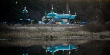 Родини полеглих Героїв із Житомирської області візьмуть участь у Службі Божій в храмі-пантеоні на Кременечині