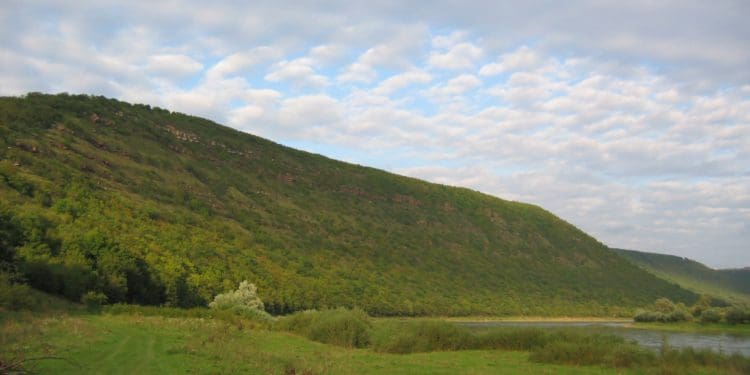 Тернопільщина туристична: Червона Гора в околицях села Берем’яни