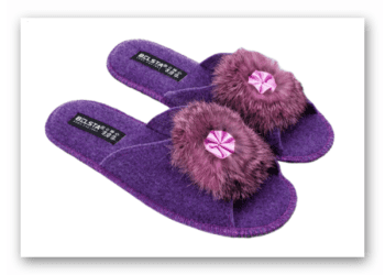 Як правильно прати капці з хутром?