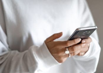 дзвонить шахрай