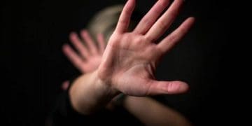 згвалтував дочку