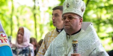 Єпископу-помічнику Тернопільсько-Зборівської архієпархії УГКЦ вручили відзнаку “Золоте серце”