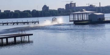 на Тернопільському ставі рятували чоловіка