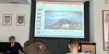 лекція Микола Лазрович війна