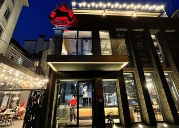 Суд припинив роботу ресторану “Реберня в Тернополі” через вентиляцію