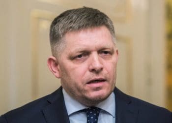 замах на прем'а Фіцо