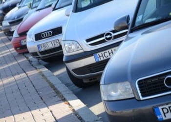 Майже пів мільйона за авто з-за кордону заплатив невідомим тернополянин