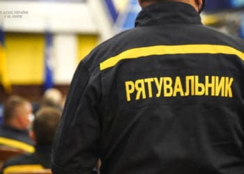 Тернопільські надзвичайники допомогли врятувати дідуся з інфарктом