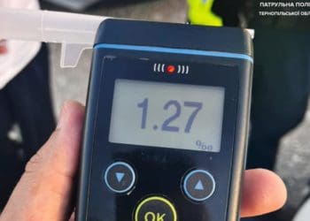 Шість ймовірно п’яних водіїв зупинили тернопільські патрульні за ніч