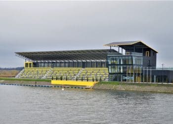 Занедбаний стан нового спортивного комплексу шокує тернополян