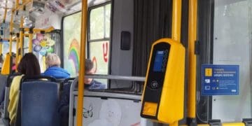 валідатор тролейбус