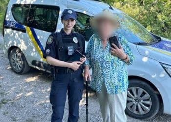 82-річній жінці повернули гаманець, який вона лишила на зупинці у Тернополі