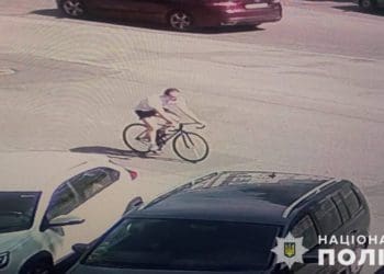 У Тернополі шукають велосипедиста, який збив жінку на переході