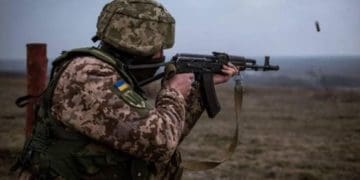 Основні навички поводження зі зброєю та тактика ведення бою