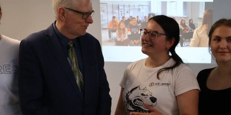 “VECTOR HUB”: новий центр для молоді у Вишнівецькій громаді за підтримки Програми USAID DOBRE