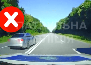 Відчайдух пішов на обгін тернопільських патрульних через подвійну суцільну