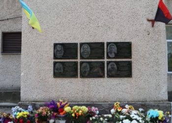 меморіальні дошки