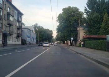 Розкритикували нову розмітку на вулиці Збаразькій у Тернополі: спричиняє шалені затори
