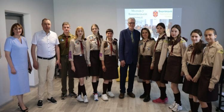 “VECTOR HUB”: новий центр для молоді у Вишнівецькій громаді за підтримки Програми USAID DOBRE