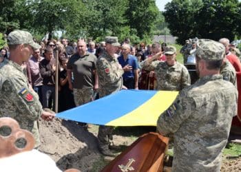 Байковецька громада провела в останню путь Героя Мирослава Рудого