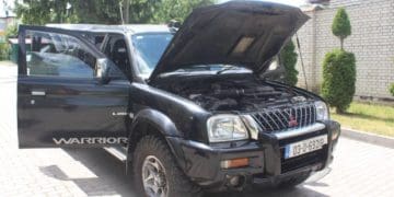 У громаді під Тернополем зібрали гроші на авто для батька та сина, які воюють на передовій