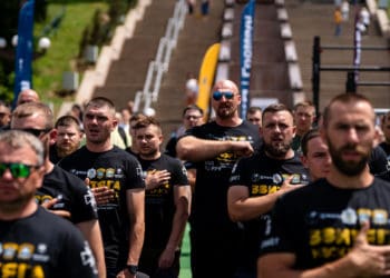 Вперше в Тернополі відбулися інклюзивні змагання зі стронгмену “Звитяга Нескорених” серед військових і ветеранів