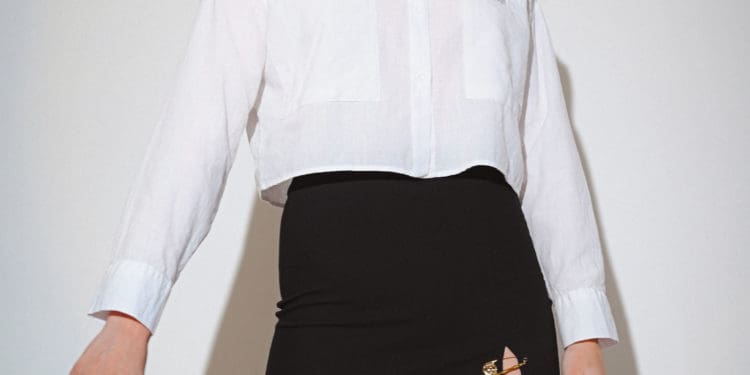 Мережа магазинів “Христина та Іншуз” – це завжди модний одяг, якісне взуття та приємні ціни!