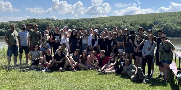 Понад півсотні молодих людей взяли участь у волонтерському таборі