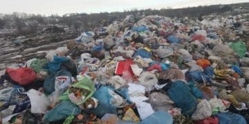 Лановеччина топиться в смітті