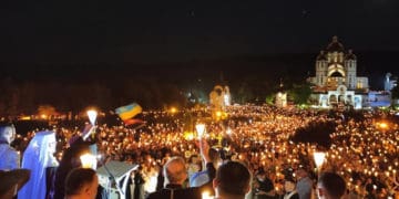 Проща у Зарваниці