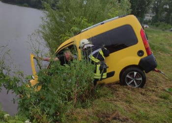 авто у ставку