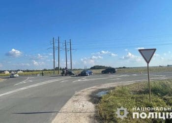 Автомобіль і мотоцикл не розминулися на Тернопільщині
