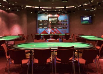 Особливості флеш-дро в покері